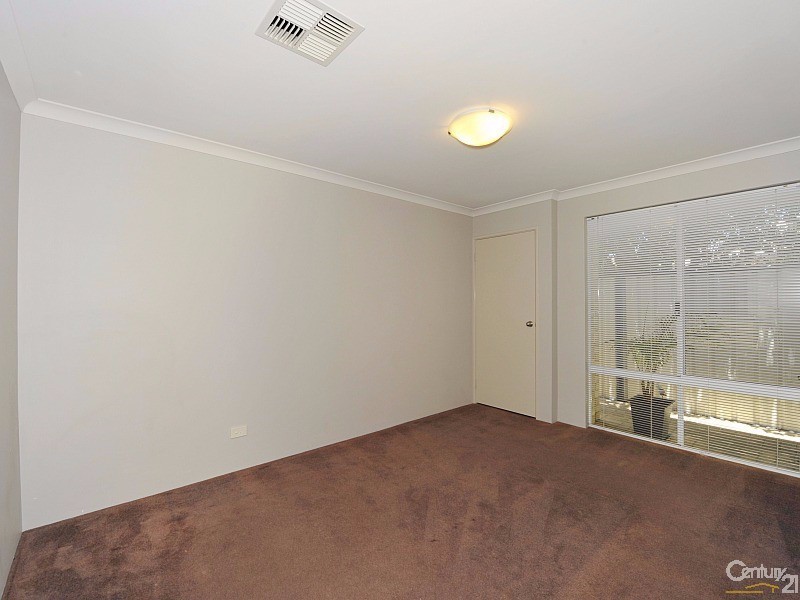 27 Brackenridge Ramble, Meadow Springs WA 6210