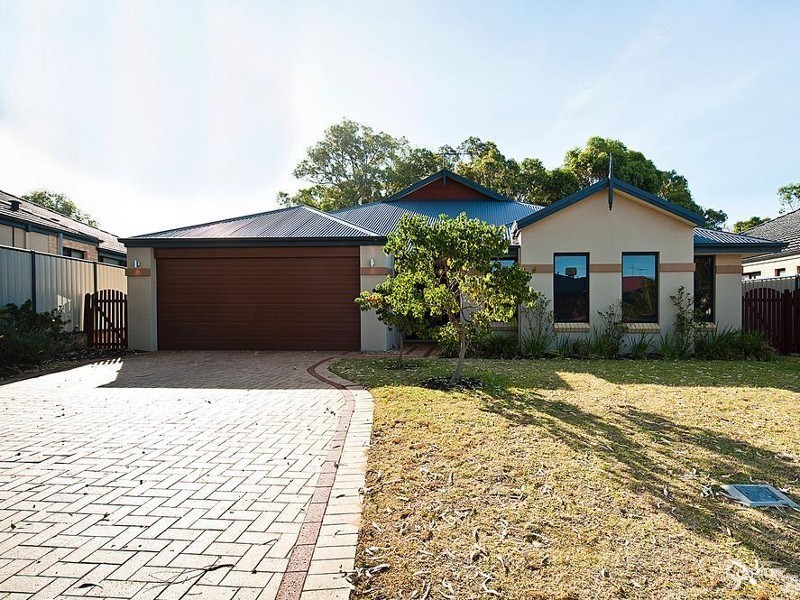 40 Bellavista Parade, Meadow Springs WA 6210