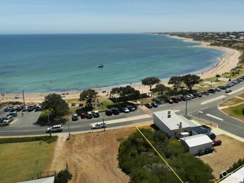 11 Spinaway Parade, Falcon WA 6210