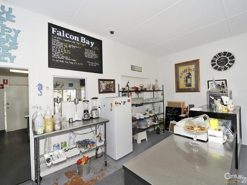 11 Spinaway Parade, Falcon WA 6210