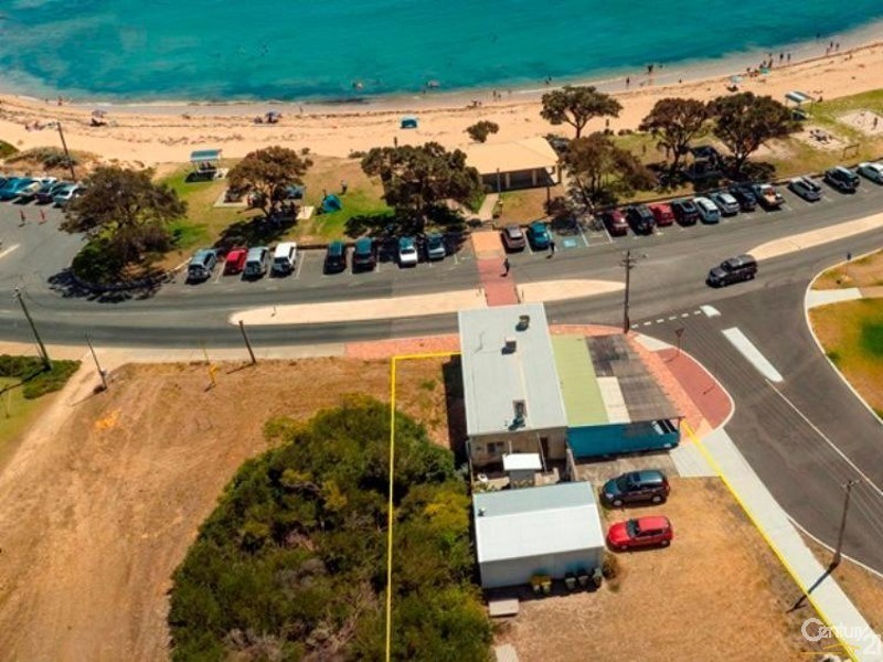 11 Spinaway Parade, Falcon WA 6210