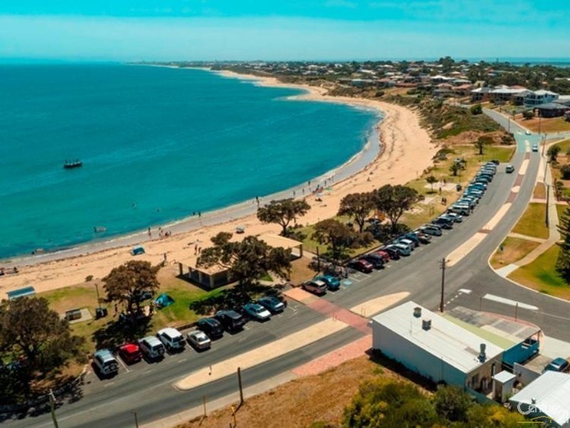 11 Spinaway Parade, Falcon WA 6210