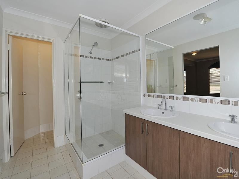 326 Pebblebeach Boulevard, Meadow Springs WA 6210