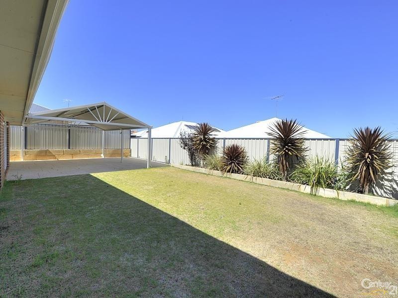 326 Pebblebeach Boulevard, Meadow Springs WA 6210