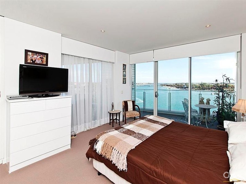 701/5 Marco Polo Drive, Mandurah WA 6210