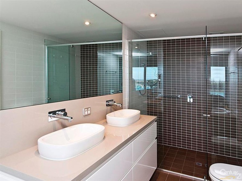 701/5 Marco Polo Drive, Mandurah WA 6210