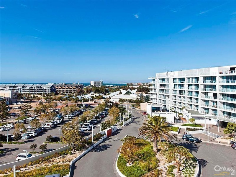 701/5 Marco Polo Drive, Mandurah WA 6210