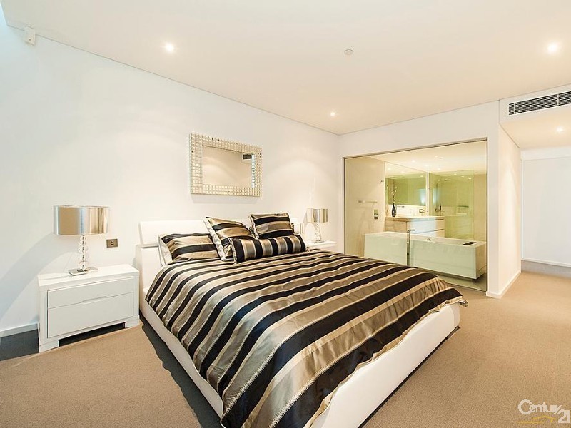 1401/3 Marco Polo Drive, Mandurah WA 6210