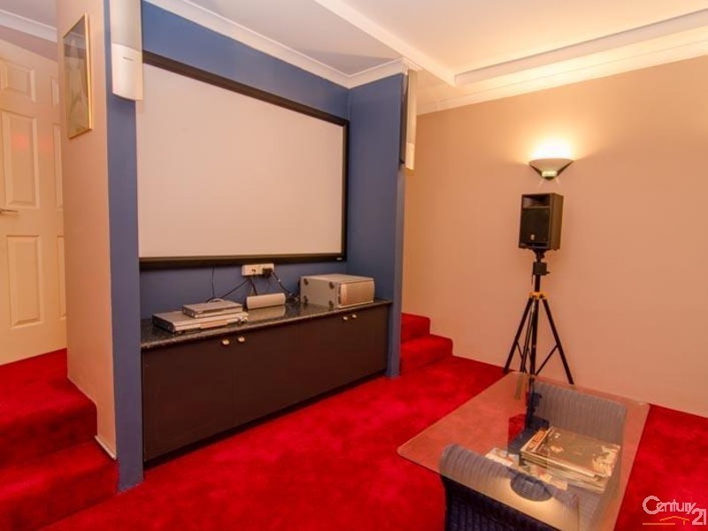 5 Maggie Way, Coodanup WA 6210