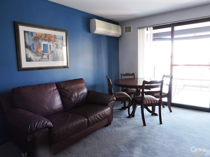 40/206 Mary Street, Halls Head WA 6210