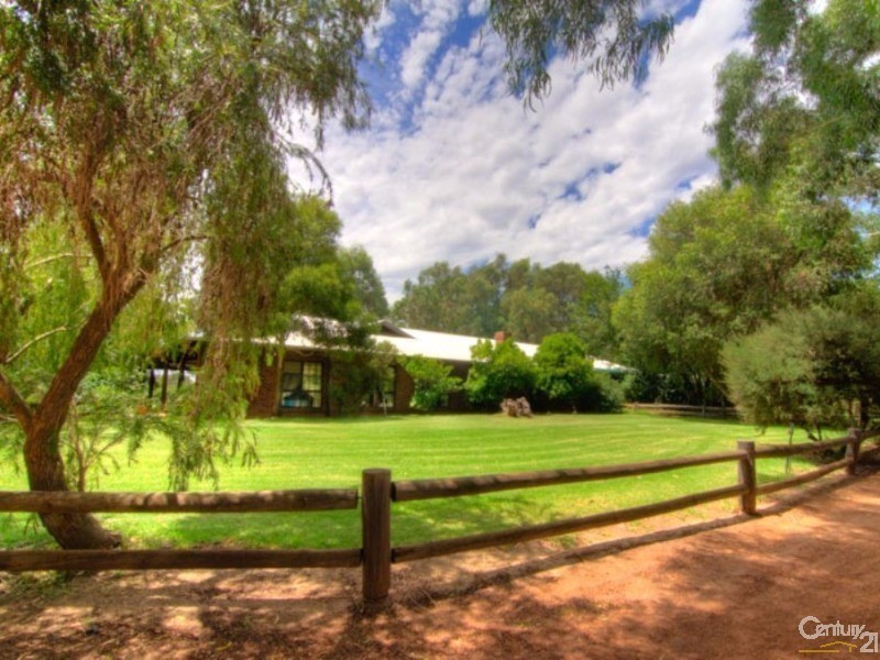 76 James Road, Hamel WA 6215