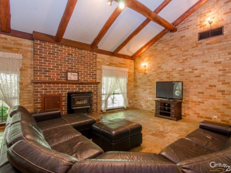 76 James Road, Hamel WA 6215