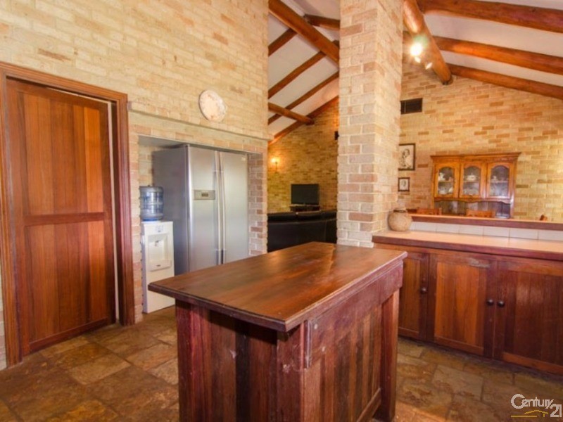 76 James Road, Hamel WA 6215