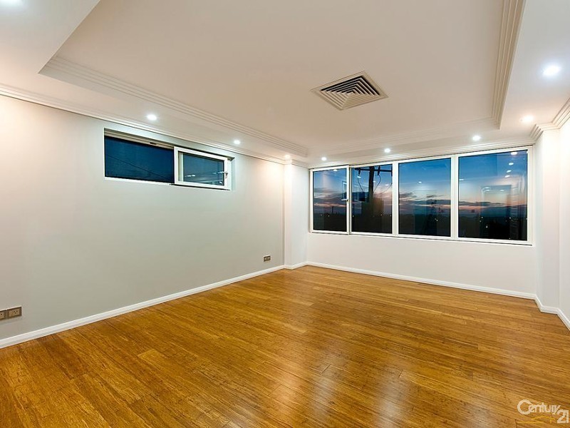 9 Marsh Place, Halls Head WA 6210
