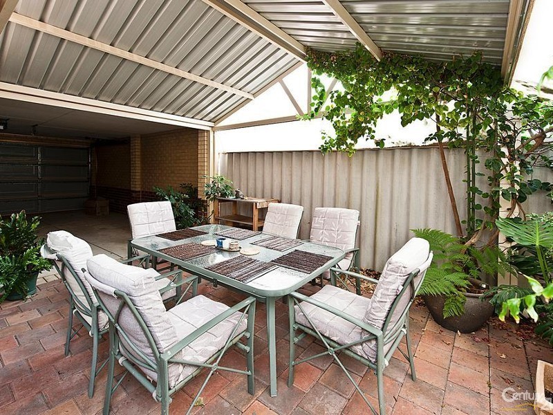 3/6 Day Road, Mandurah WA 6210