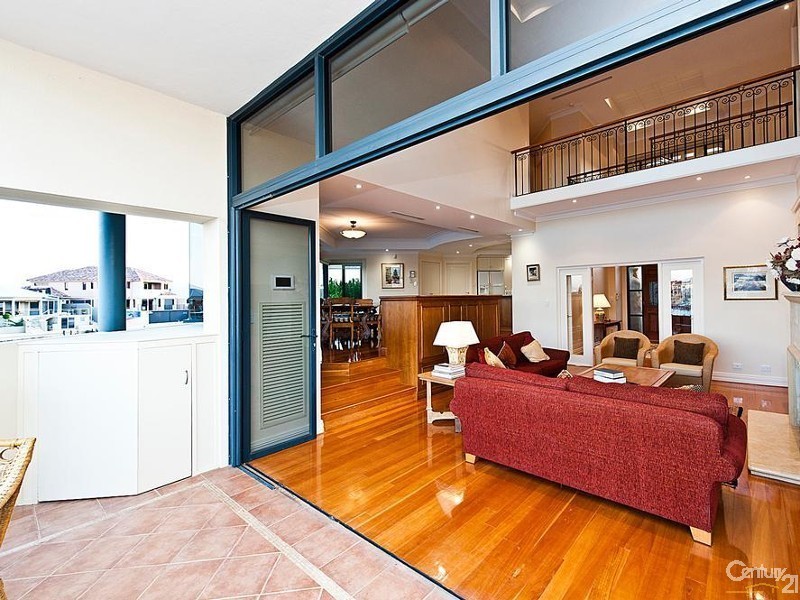 10 Santavea Mews, Halls Head WA 6210