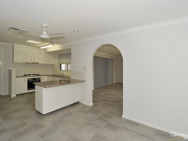 15 Sievewright Street, Silver Sands WA 6210