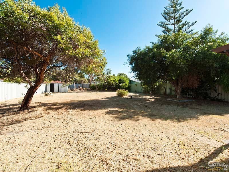 10 Kallang Road, Coodanup WA 6210