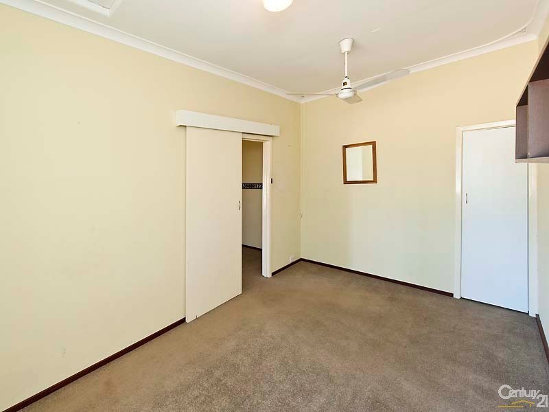 10 Kallang Road, Coodanup WA 6210
