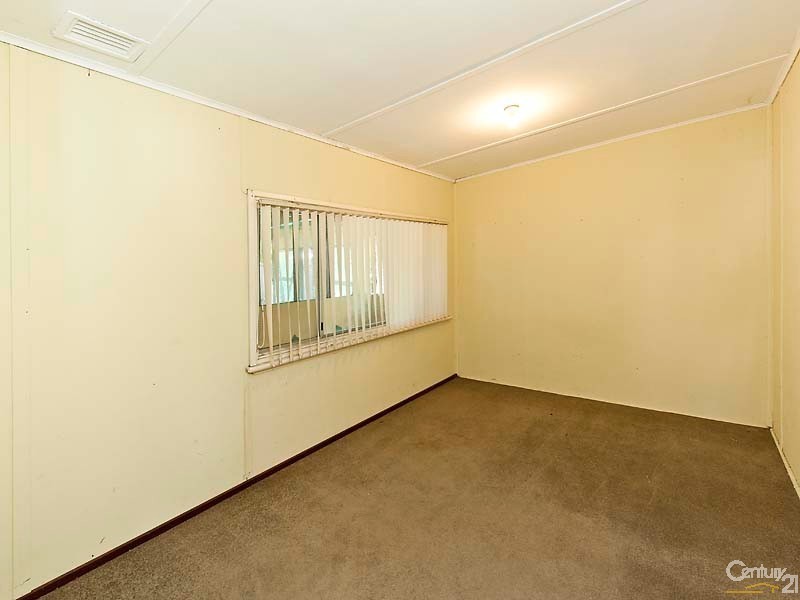 10 Kallang Road, Coodanup WA 6210