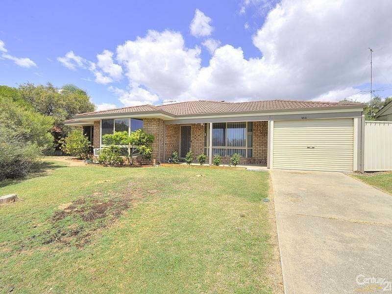 164 Mclarty Road, Halls Head WA 6210
