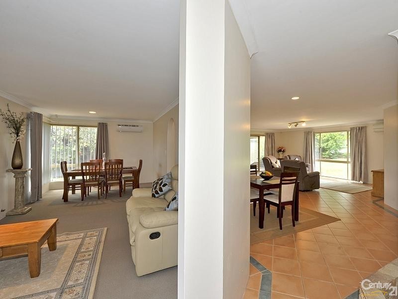 164 Mclarty Road, Halls Head WA 6210