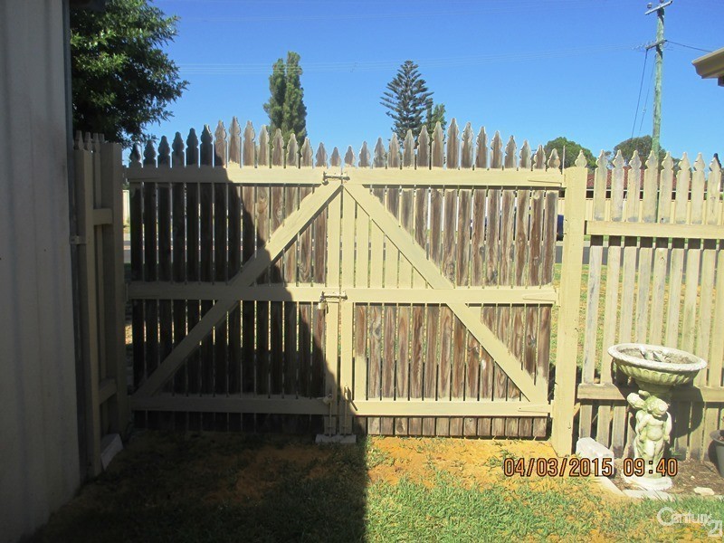 2 Myerick Street, Mandurah WA 6210