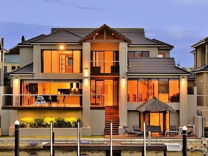 44 Brindabella Crescent, Halls Head WA 6210