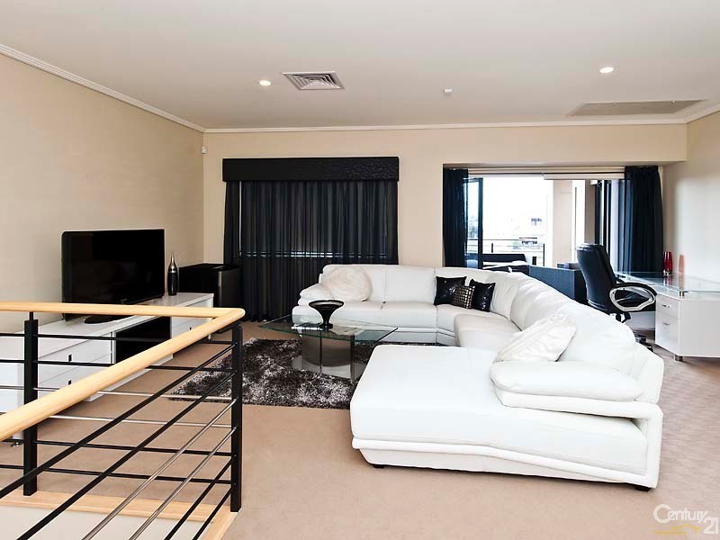 44 Brindabella Crescent, Halls Head WA 6210