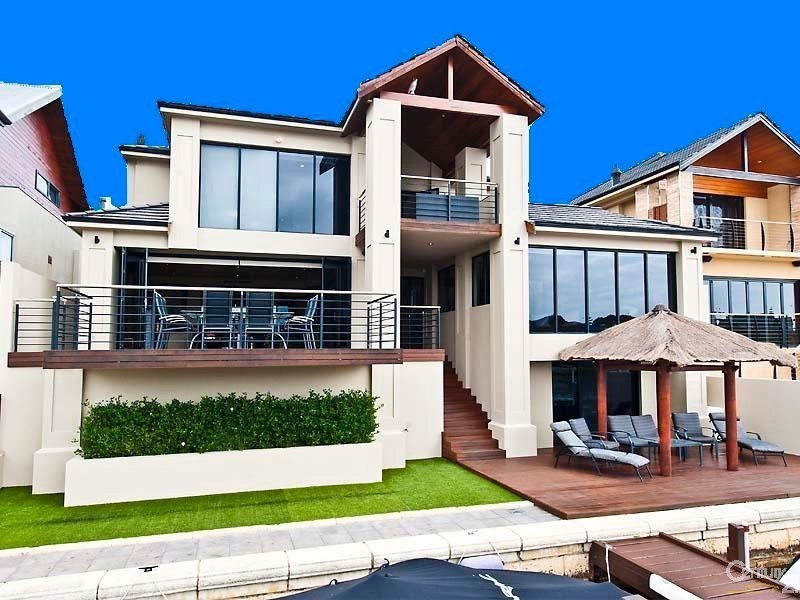 44 Brindabella Crescent, Halls Head WA 6210