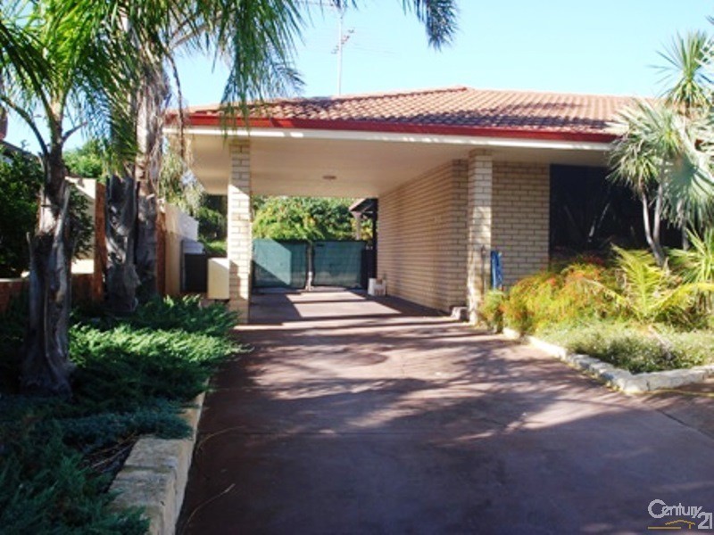 39 Peelwood Parade, Halls Head WA 6210