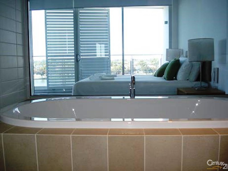 601/3 Marco Polo Drive, Mandurah WA 6210