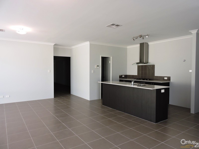 28 Eleanore Drive, Madora Bay WA 6210