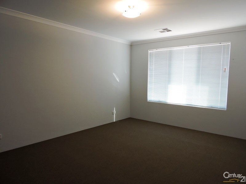 28 Eleanore Drive, Madora Bay WA 6210