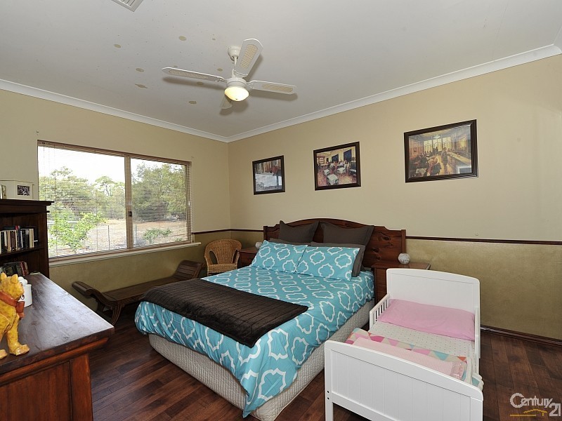 27 Noorumba Road, Barragup WA 6209