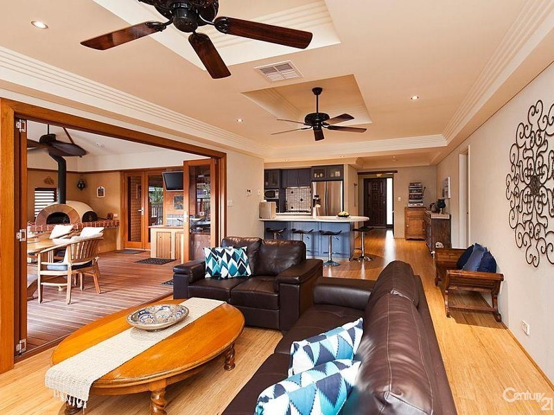 64 McLarty Road, Halls Head WA 6210