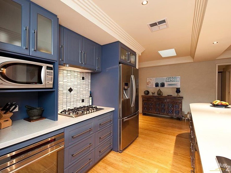 64 McLarty Road, Halls Head WA 6210