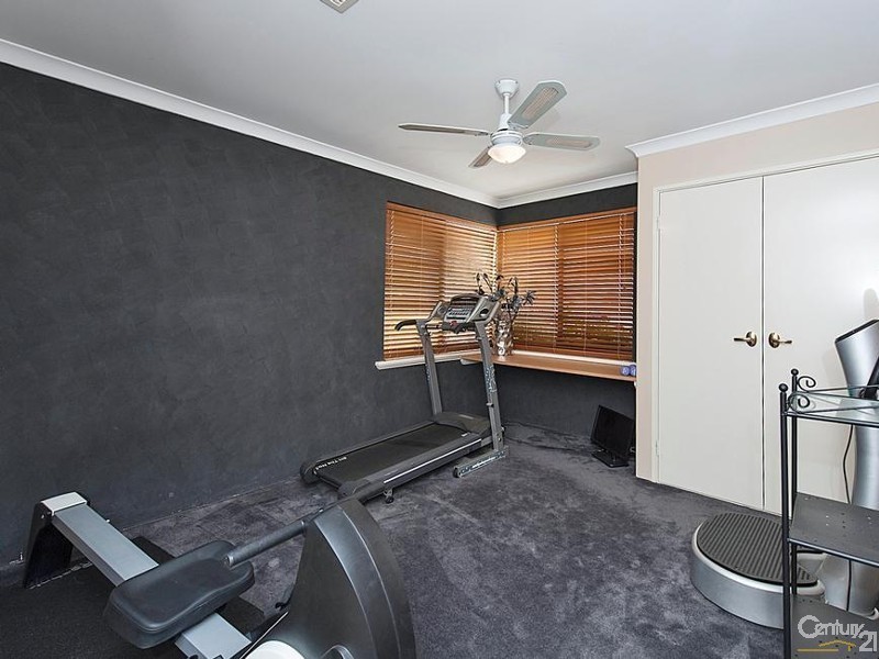 18 Podman Turn, Madora Bay WA 6210