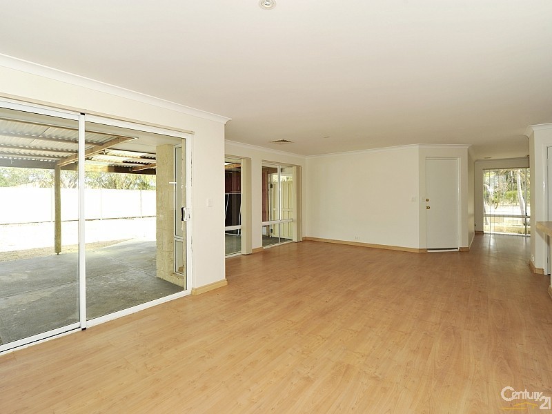 36 Cane Road, Greenfields WA 6210