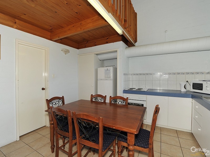 42/130 Mandurah Terrace, Mandurah WA 6210