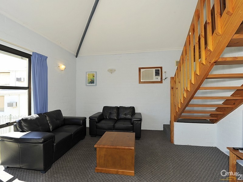 42/130 Mandurah Terrace, Mandurah WA 6210