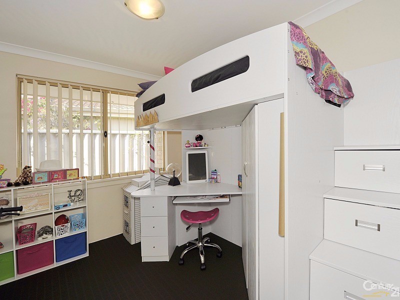 11 Fairway Crescent, Meadow Springs WA 6210