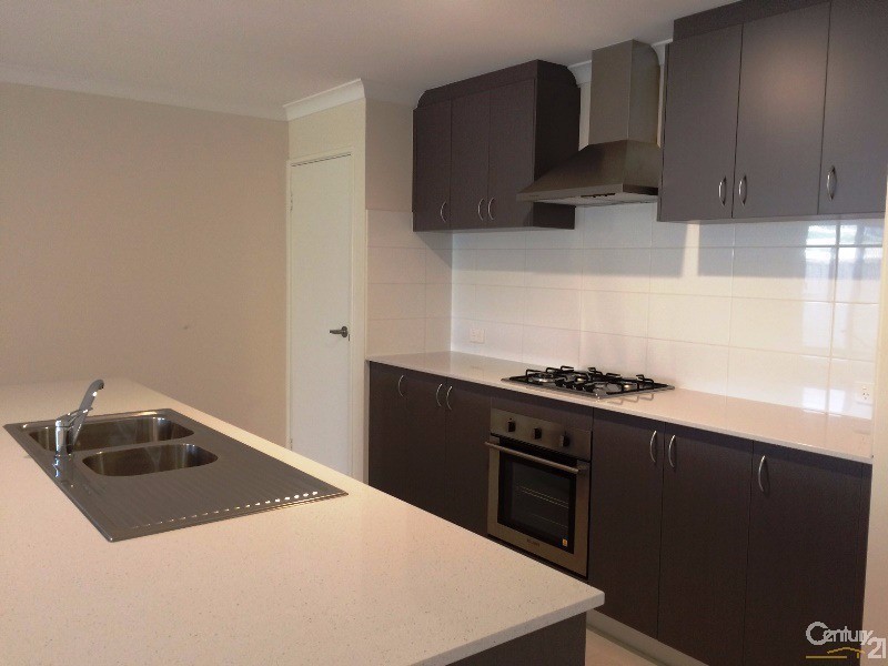 13 Wentworth Heights, Meadow Springs WA 6210