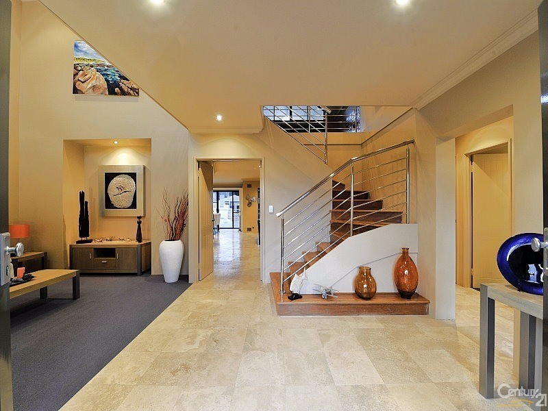 23 Nyari Court, Halls Head WA 6210