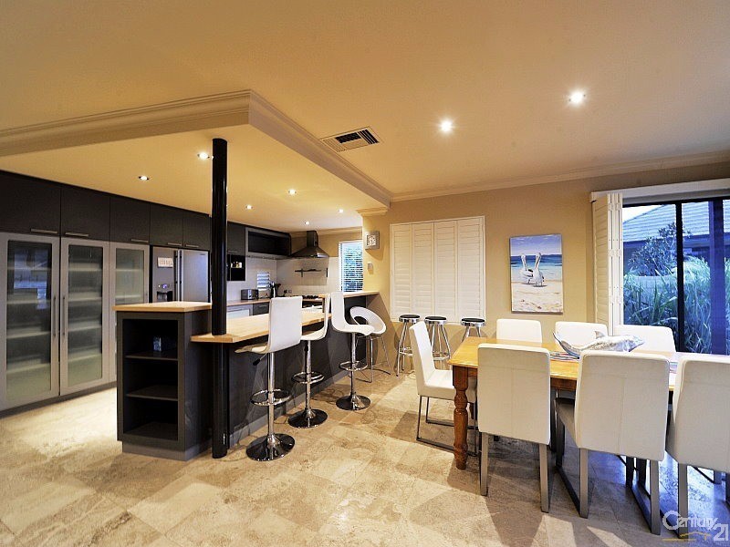 23 Nyari Court, Halls Head WA 6210