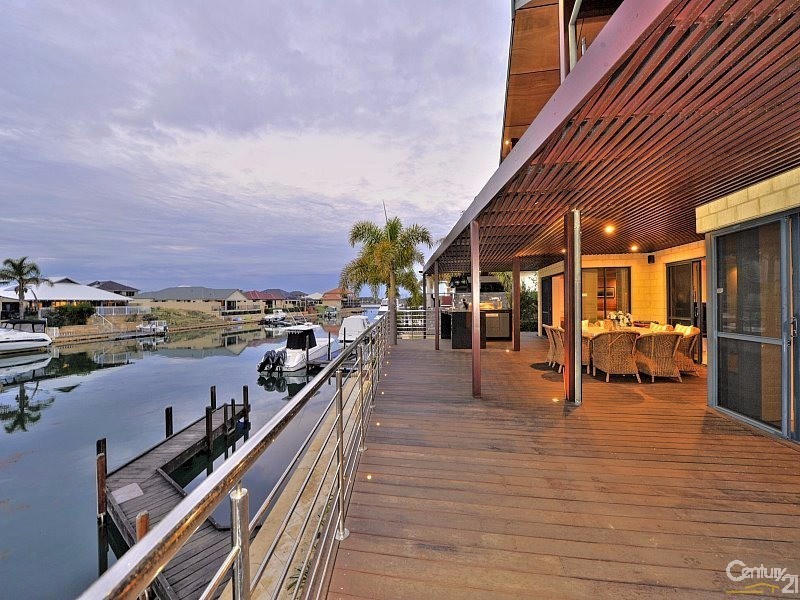 23 Nyari Court, Halls Head WA 6210