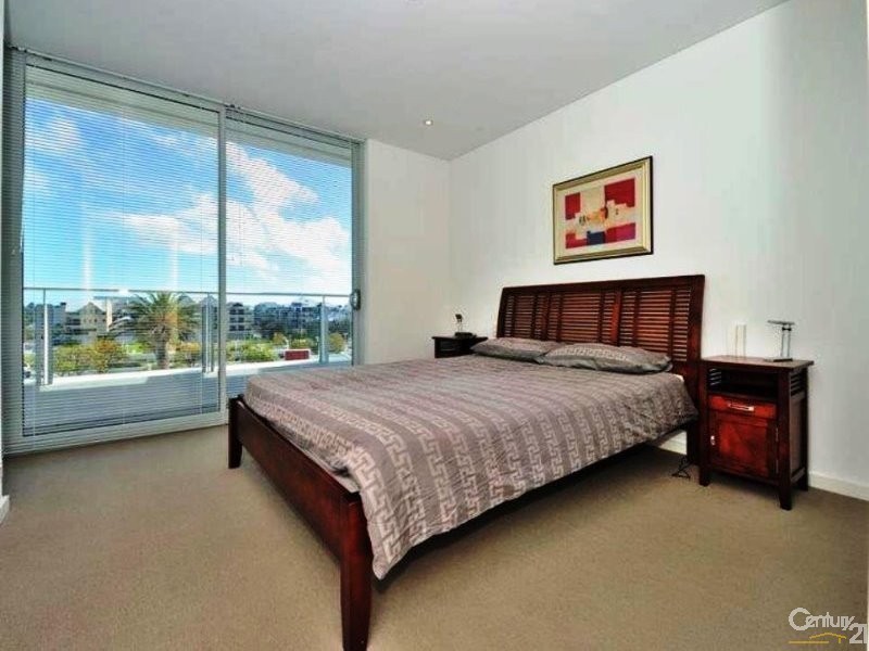 406/3 Marco Polo Drive, Mandurah WA 6210