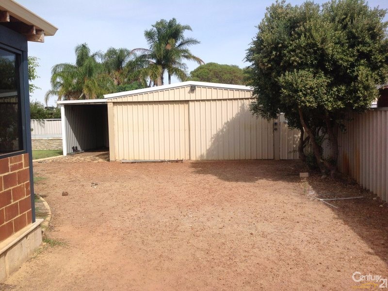8 Phillips Way, North Yunderup WA 6208