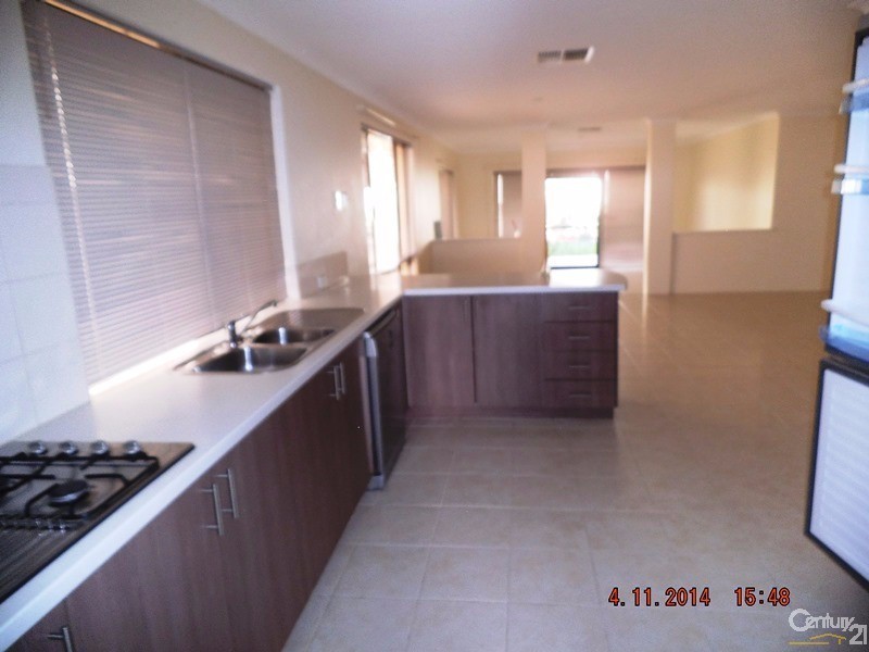 29 Yindana Boulevard, Lakelands WA 6180