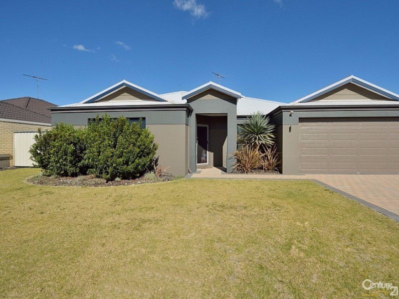 8 Philmont Way, Meadow Springs WA 6210
